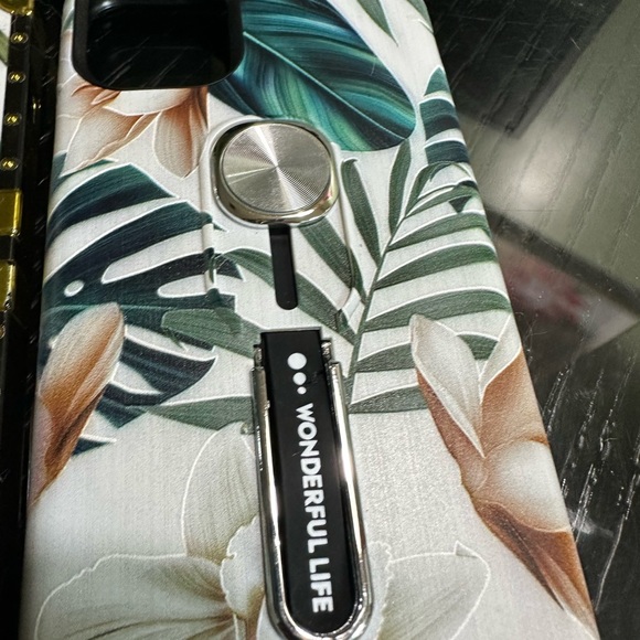 iPhone 11pro max cell phone case|accessories - Picture 7 of 8